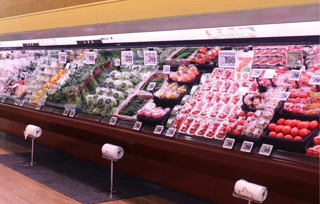 スーパーマーケットの生鮮食品売り場