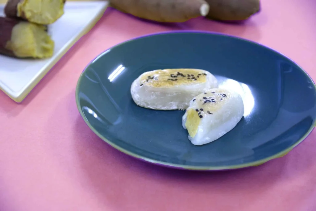 茨城県行方市の恵み「行方かんしょ（紅優甘）」使用！JALと笹屋伊織が共同開発した「紅はるかの長福寺餅」が新登場